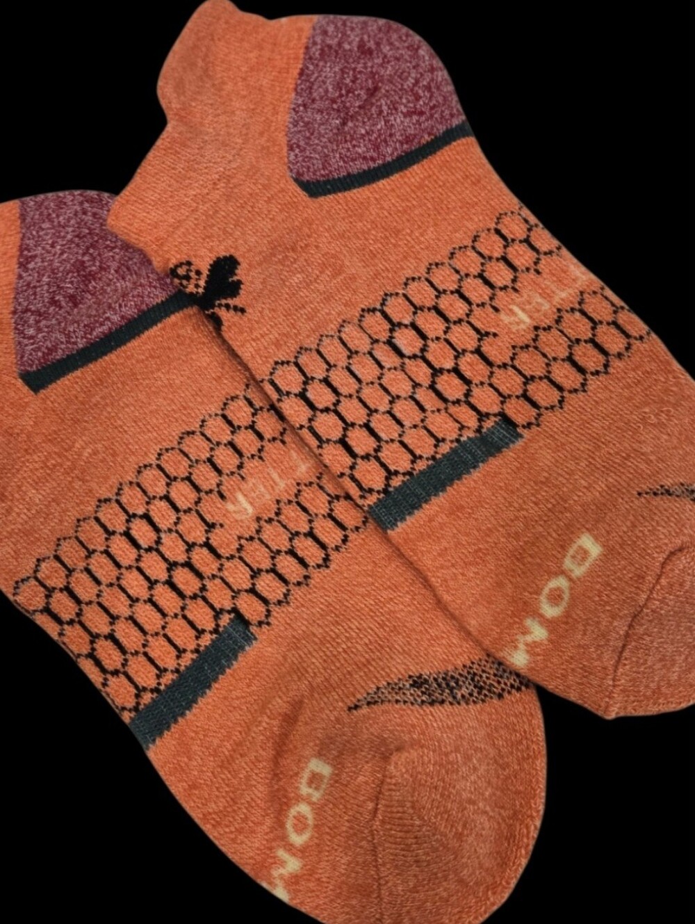 Bombas Medium Ankle Socks Coral Black Red 5 Pair BNWT Unisex Honeycomb Arch Supp - Picture 5 of 10